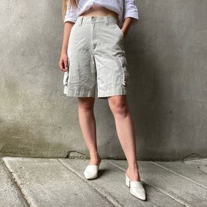 SOLD🔅Vintage beige utility shorts